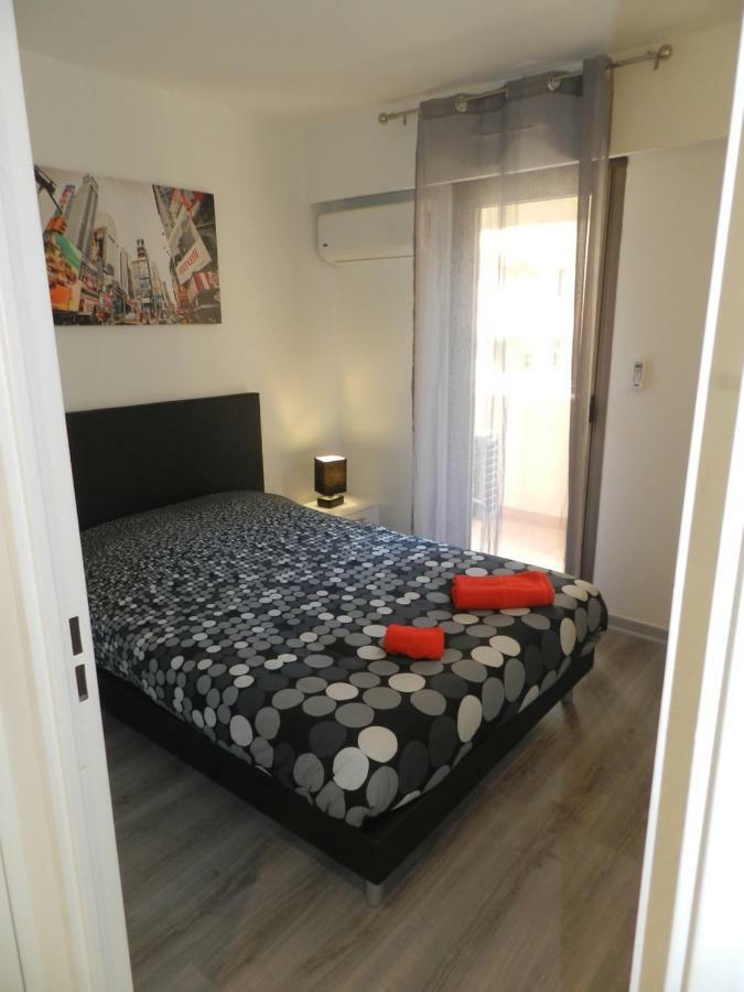 Beautiful 1 Bedroom Flat Nice Luaran gambar